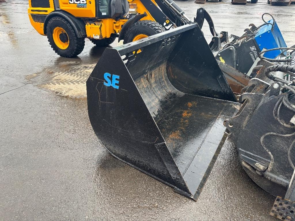 JCB 407 / Топ обладнання, Stage V kuva 10